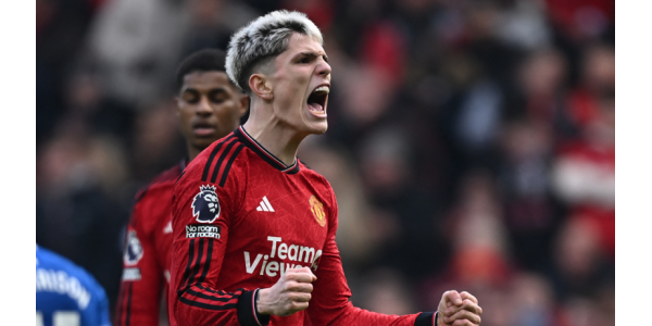 Alejandro Garnacho tuvo otra gran actuación en el partido